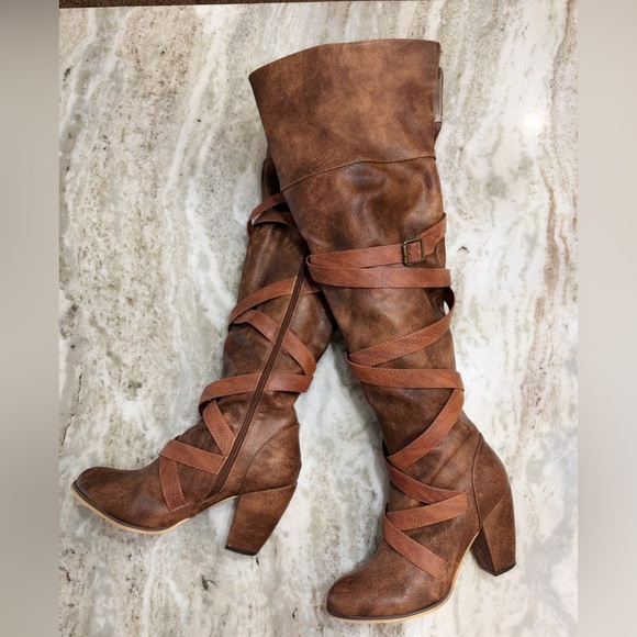 Michael Antonio Brown Faux Leather Belted Boots Size 9 – 20” Shaft 3.75”Heel EUC - Picture 2 of 6